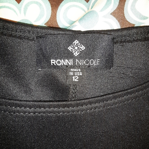 RONNI NICOLE Sequined & Stretchy Pullover Dress - Picture 5 of 14